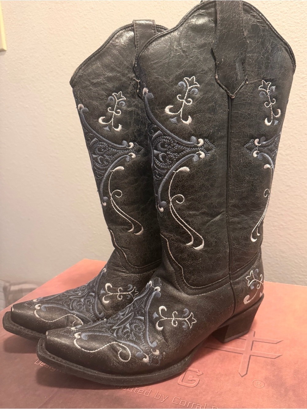 Circle G Black Embroidered Western Heeled Boots